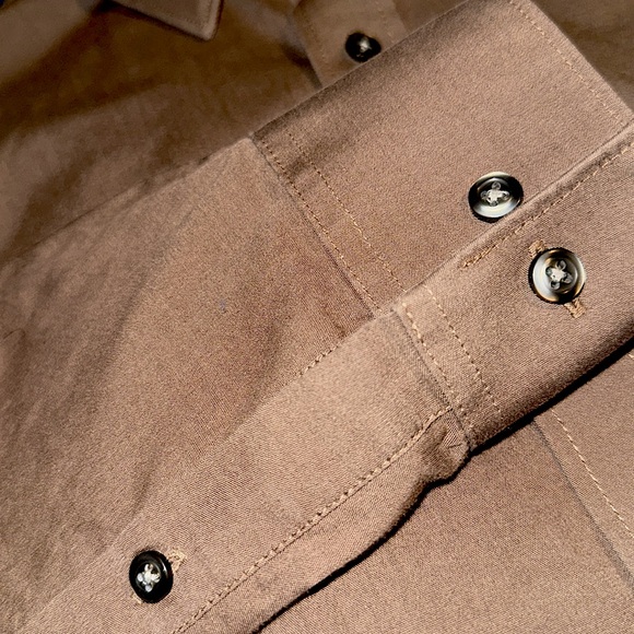 VAN Heusen Fitted Chambray Brown Men’s Button Down Dress Shirt Size 15 1/2 32/33 - Picture 12 of 12